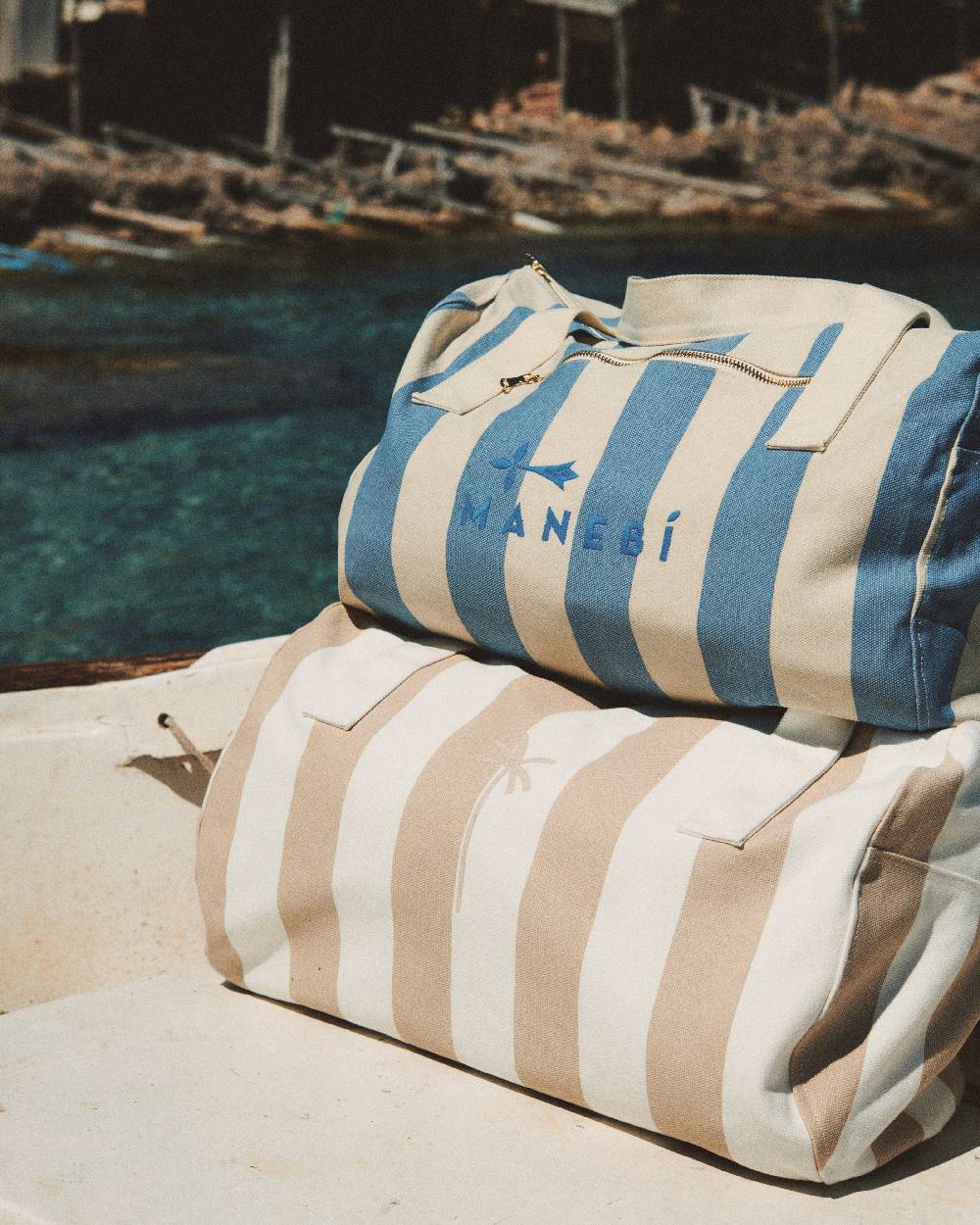 Manebí Canvas Weekend Bag - Embroidered Logo White And Indigo Stripes