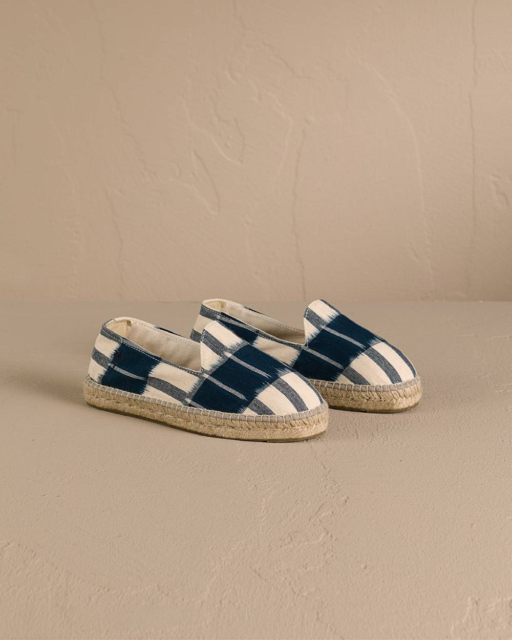 Manebí Dyed Cotton Espadrilles - Navy Blue And Indigo Pattern
