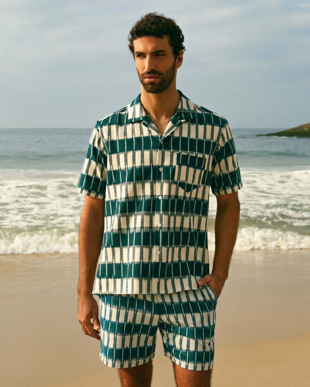 Manebí Dyed Cotton Malibu Shorts - Navy Blue \u0026 Indigo Pattern