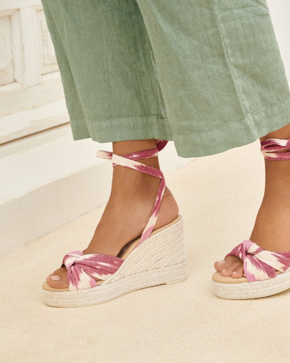 Manebí Dyed Cotton Wedge Espadrilles|With Knot - Tulum Pink And White Ikat