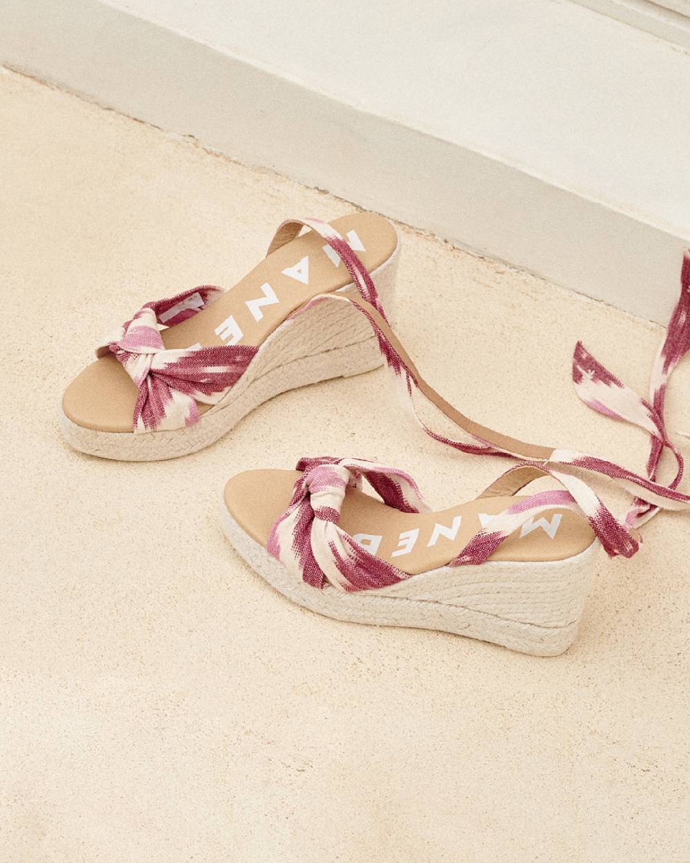 Manebí Dyed Cotton Wedge Espadrilles|With Knot - Tulum Pink And White Ikat