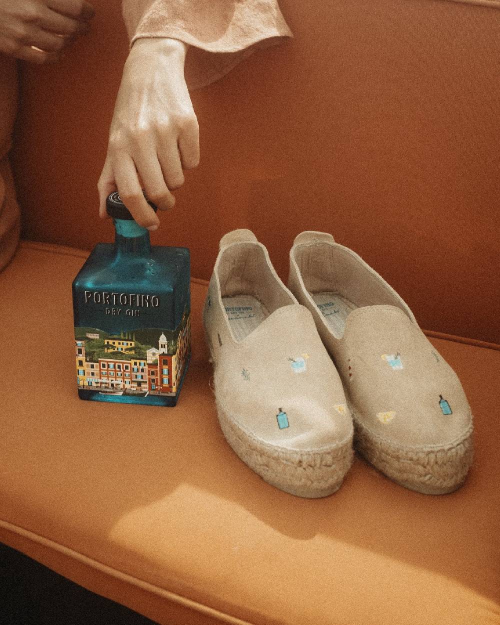 Manebí Espadrillas Con Platform In Pelle Scamosciata - Portofino Dry Gin X Manebí Champagne Beige Con Ricami Multicolor