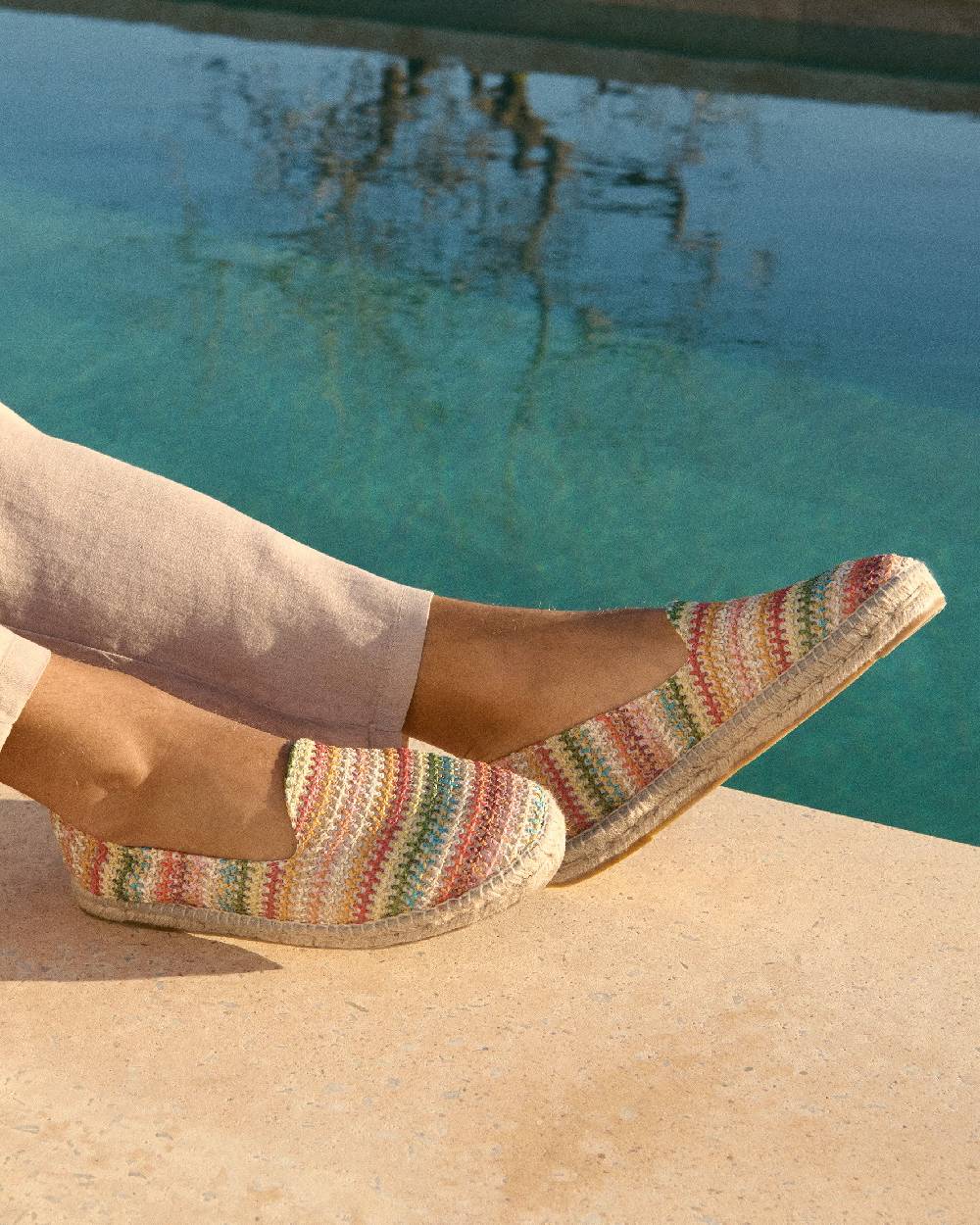Manebí Espadrillas Flat Zig Zag In Rafia - Yucatán - Green Red Mix