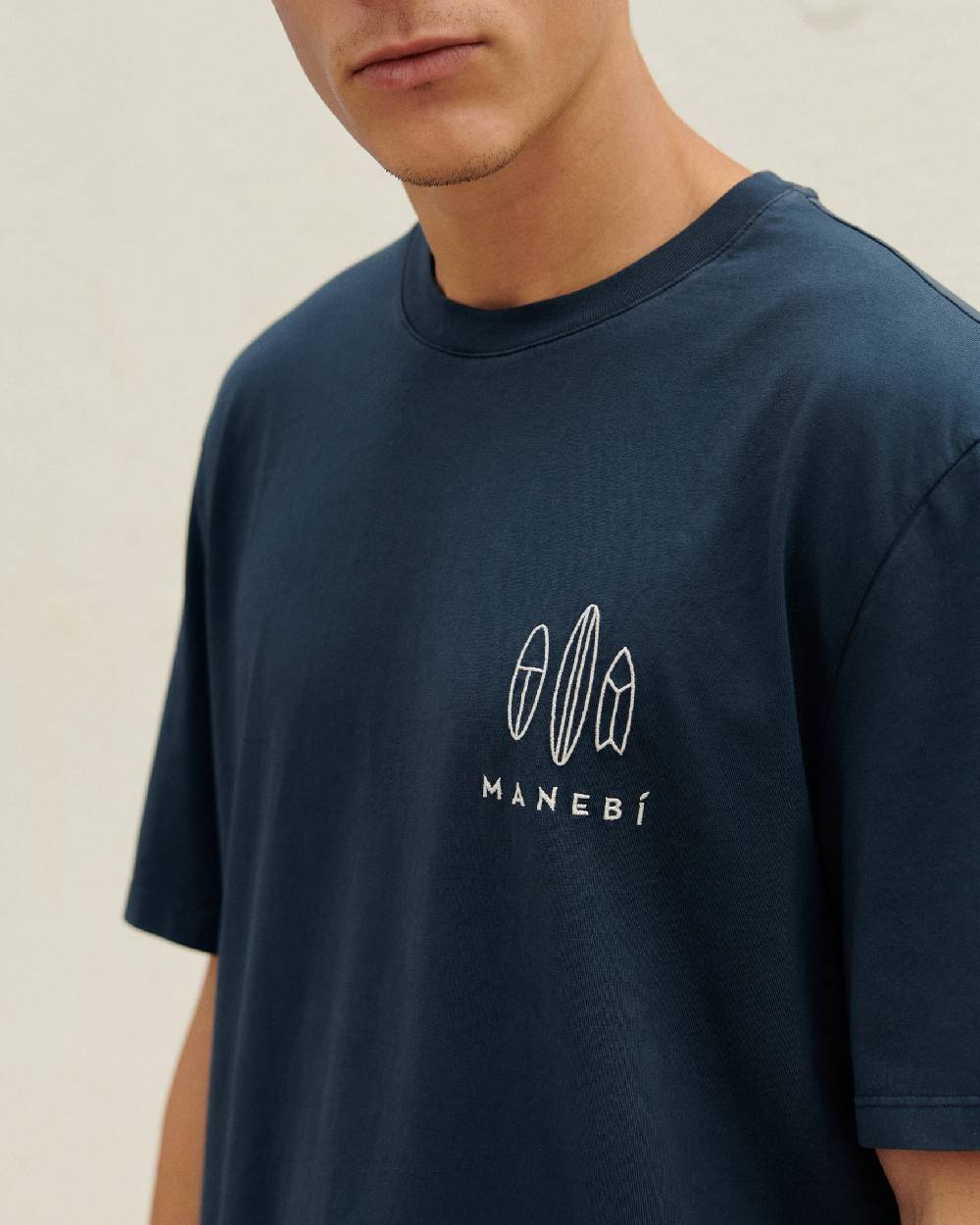 Manebí Jersey L. A. T-Shirt - Embroidered Night Blue And Off White Surf Logo