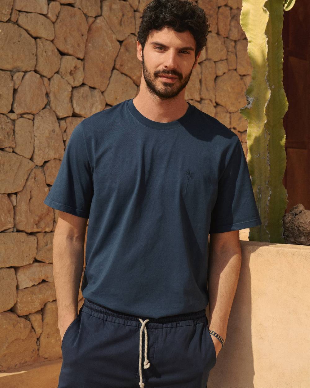 Manebí Jersey L. A. T-Shirt - Embroidered Night Blue Matching Palm And Back Logo Embroidery