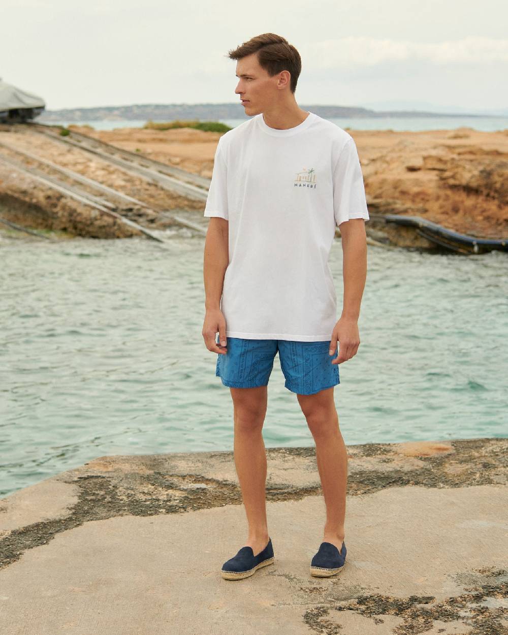 Manebí Jersey L. A. T-Shirt - Embroidered Off White And Multicolor House Embroidery