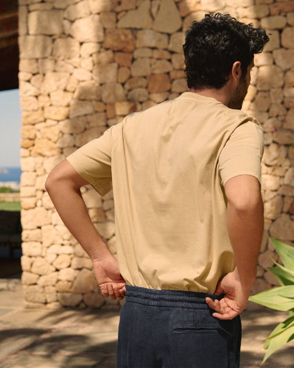 Manebí Jersey L. A. T-Shirt - Embroidered Sand Night Blue Palms Logo Embroidery