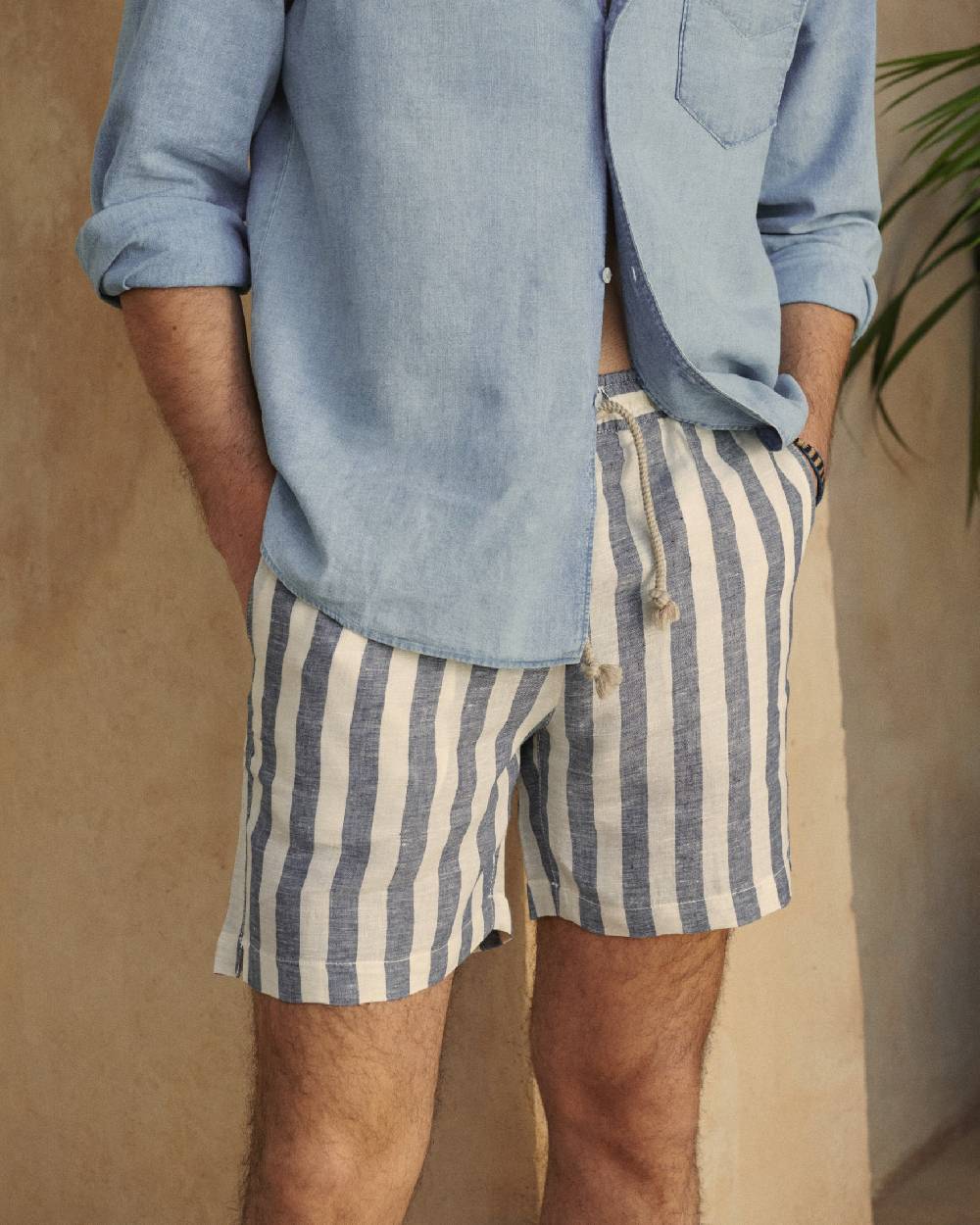 Manebí Light Linen|Malibu Shorts - Embroidered Logo Blue Beige Maxi Stripes