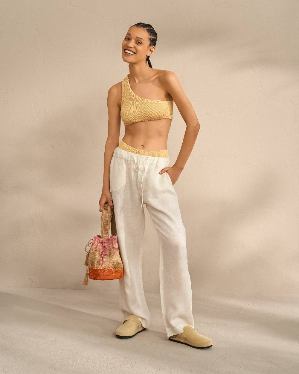 Manebí Linen Belem Trousers - Elasticated Waistband Eggnog