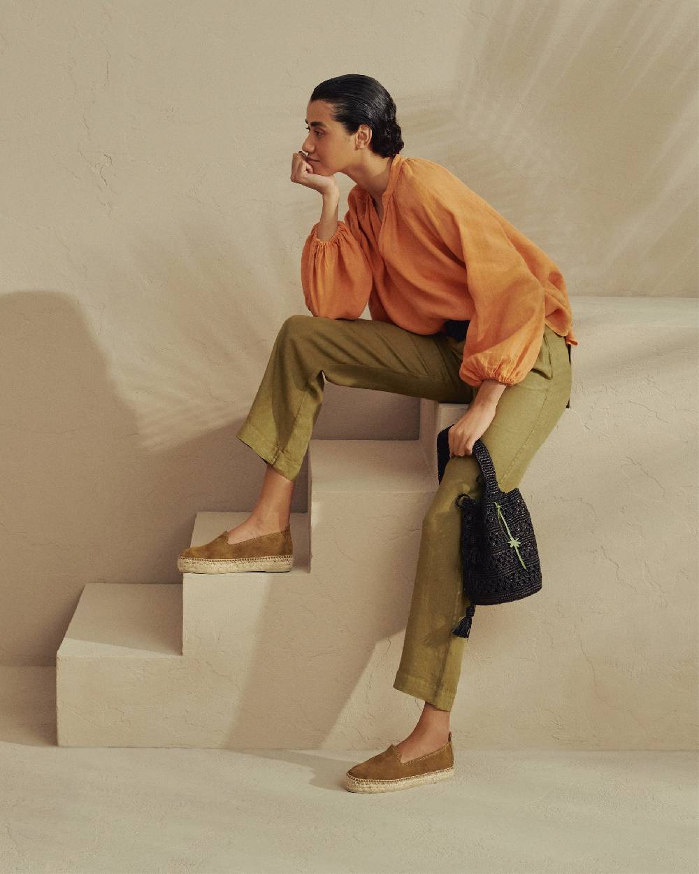 Manebí Linen Belem Trousers - Elasticated Waistband Kaki Green