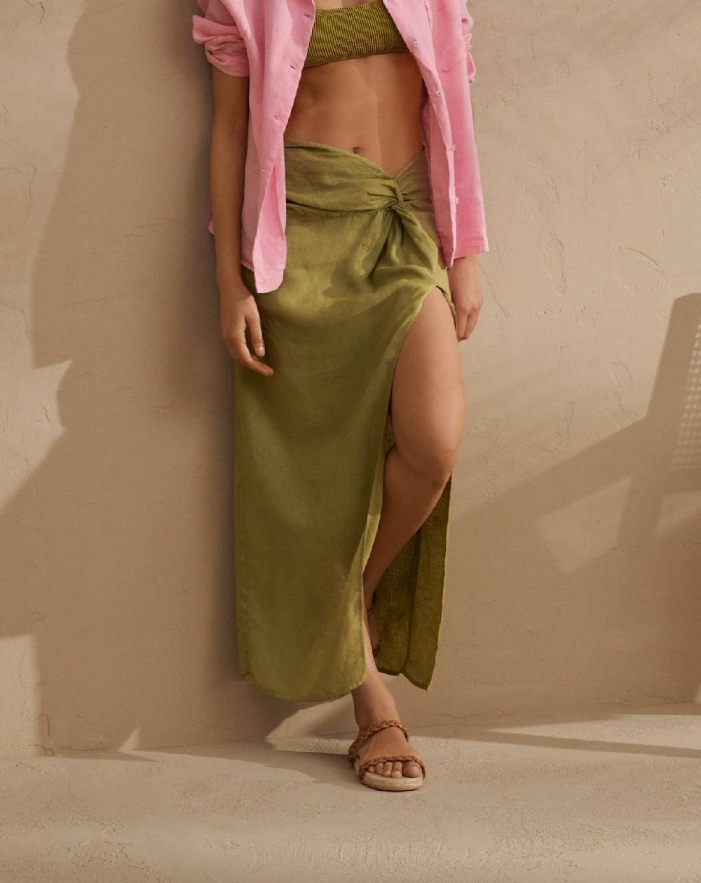 Manebí Linen Trancoso Skirt - With Lateral Slit Kaki Green