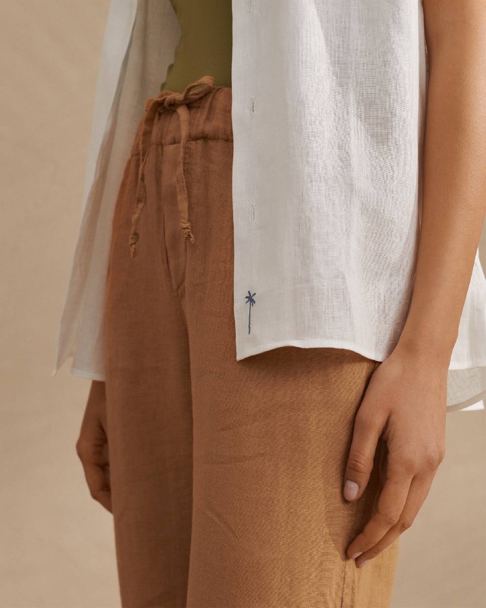 Manebí Bowling Linen Shirt - Havana White