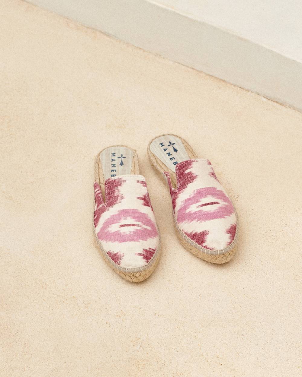 Manebí Dyed Cotton Mules - Tulum Pink And White Ikat