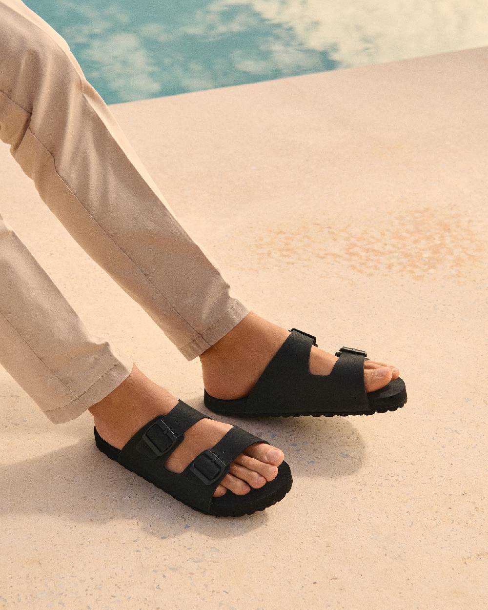 Manebí Eva Swim Sandals - Honolulu Black