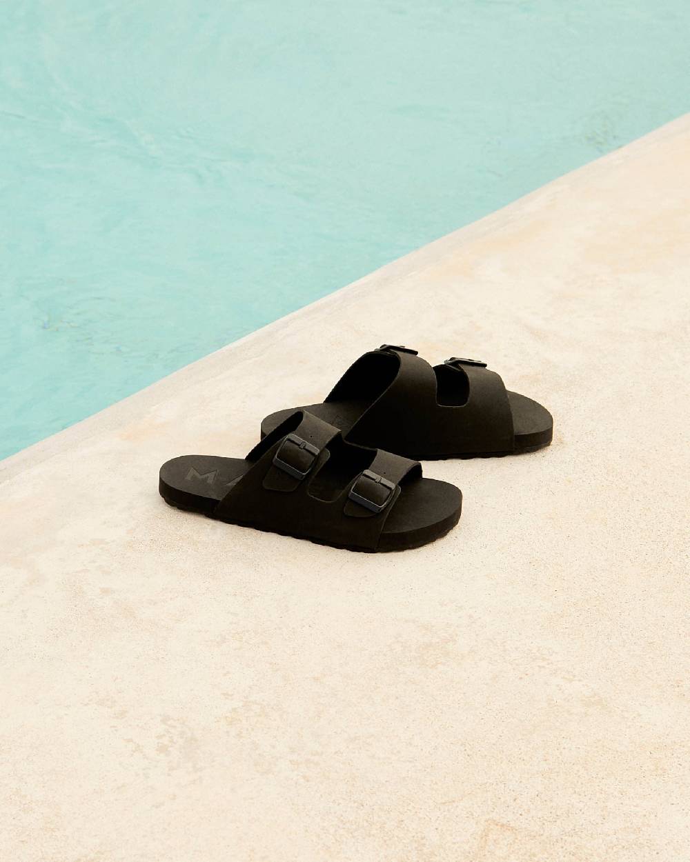 Manebí Eva Swim Sandals - Honolulu Black
