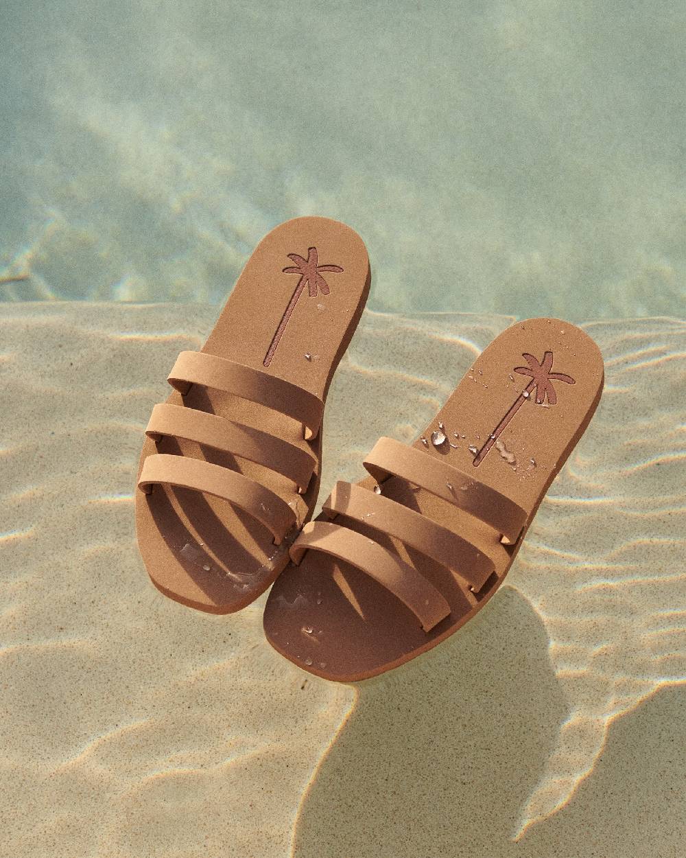 Manebí Eva Swim Sandals - Honolulu Cuero