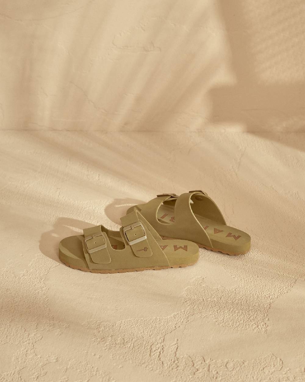 Manebí Eva Swim Sandals - Honolulu Kaki Green