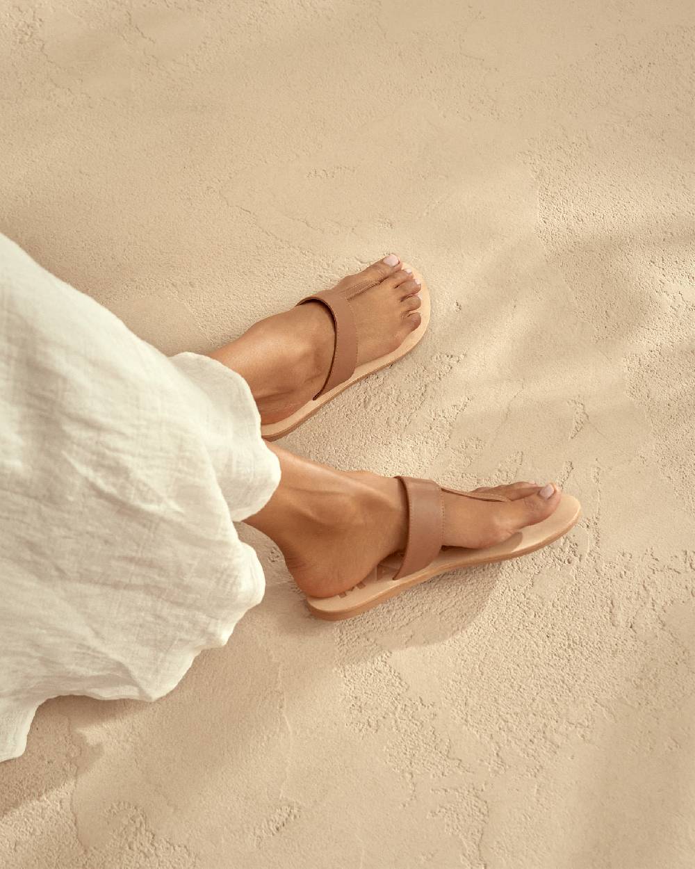 Manebí Leather Sandals - Canyon Tan Thongs