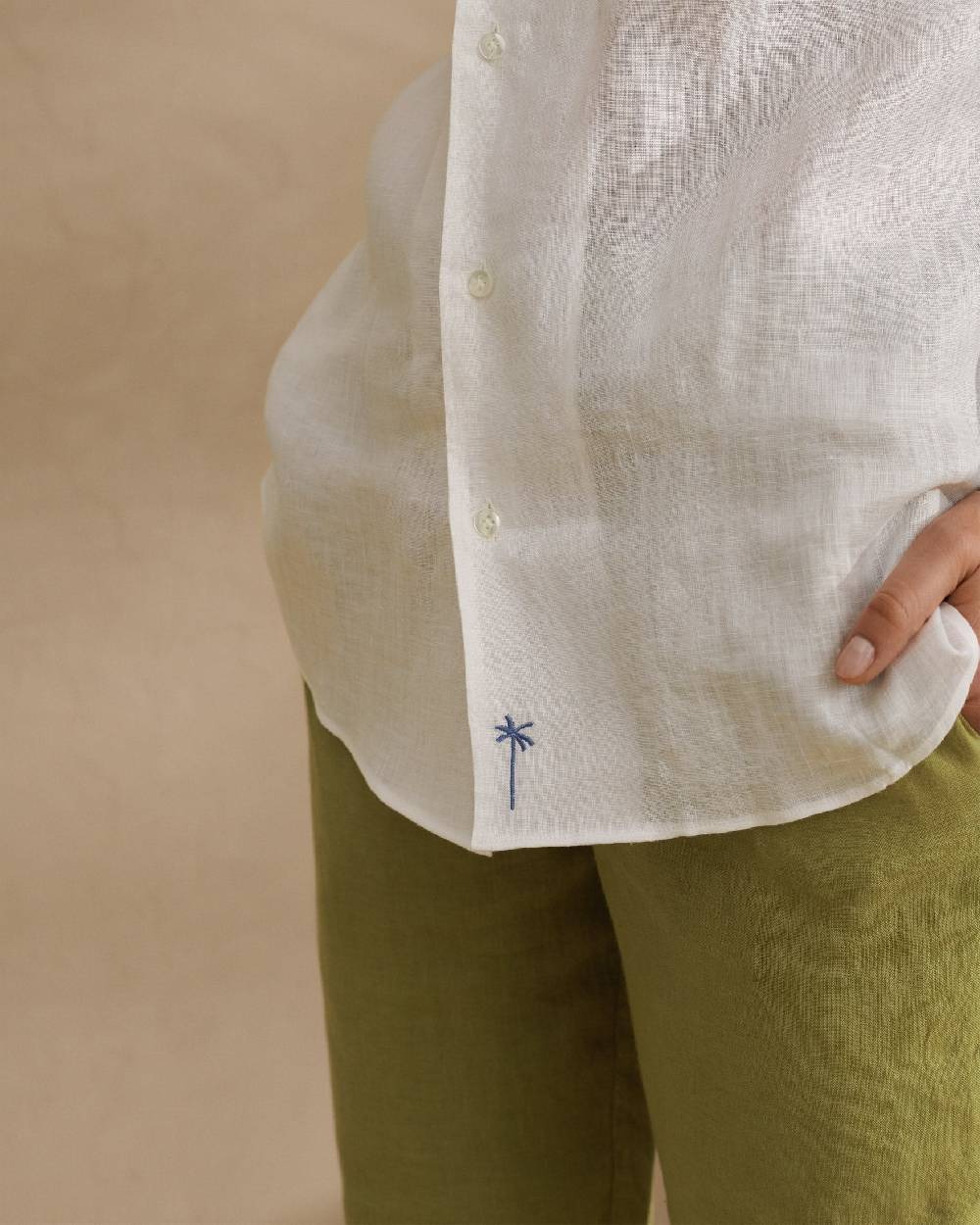 Manebí Linen Panama Shirt - Embroidered Palm White