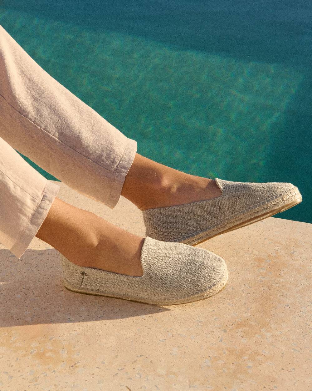 Manebí Organic Hemp Espadrilles - La Havana Natural