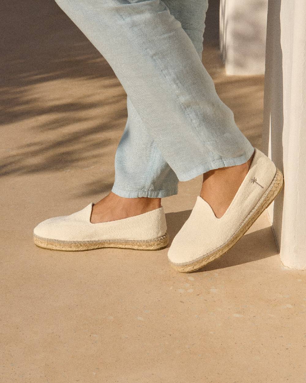 Manebí Organic Hemp Espadrilles - La Havana White