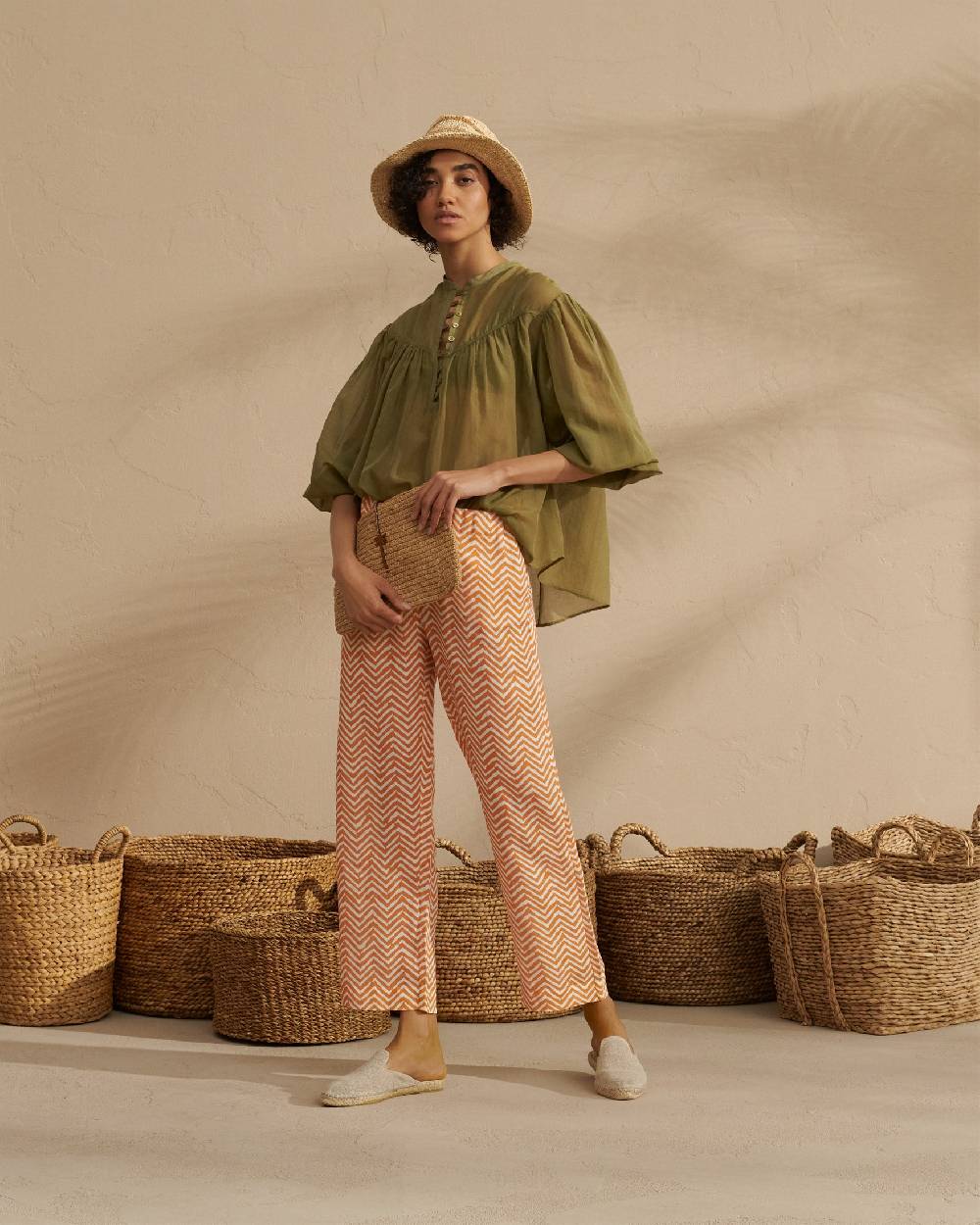 Manebí Raffia Clutch - Leather Palm Tan