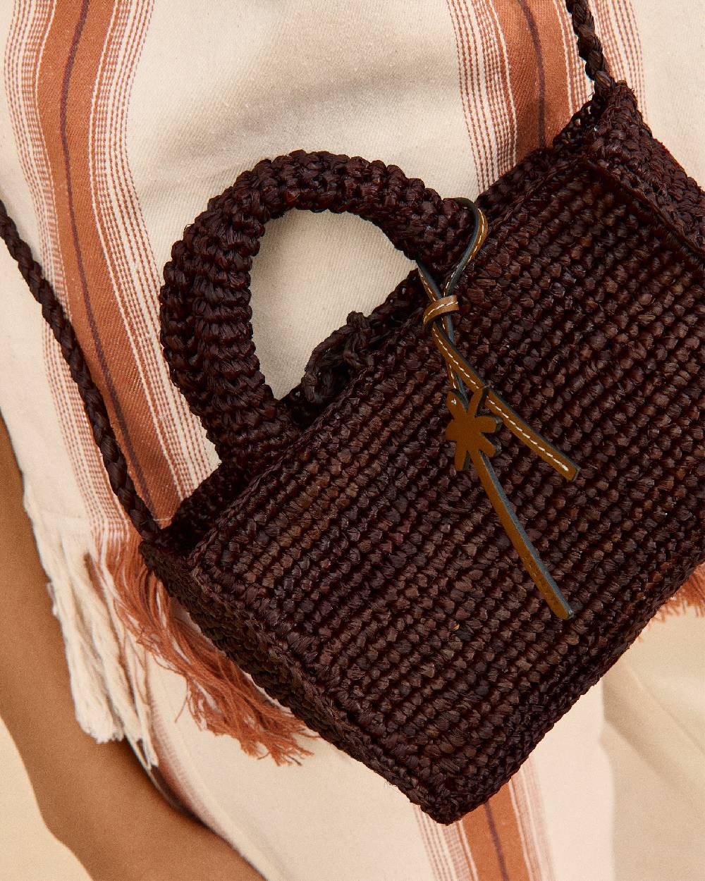 Manebí Raffia Sunset Bag Mini - Chocolate