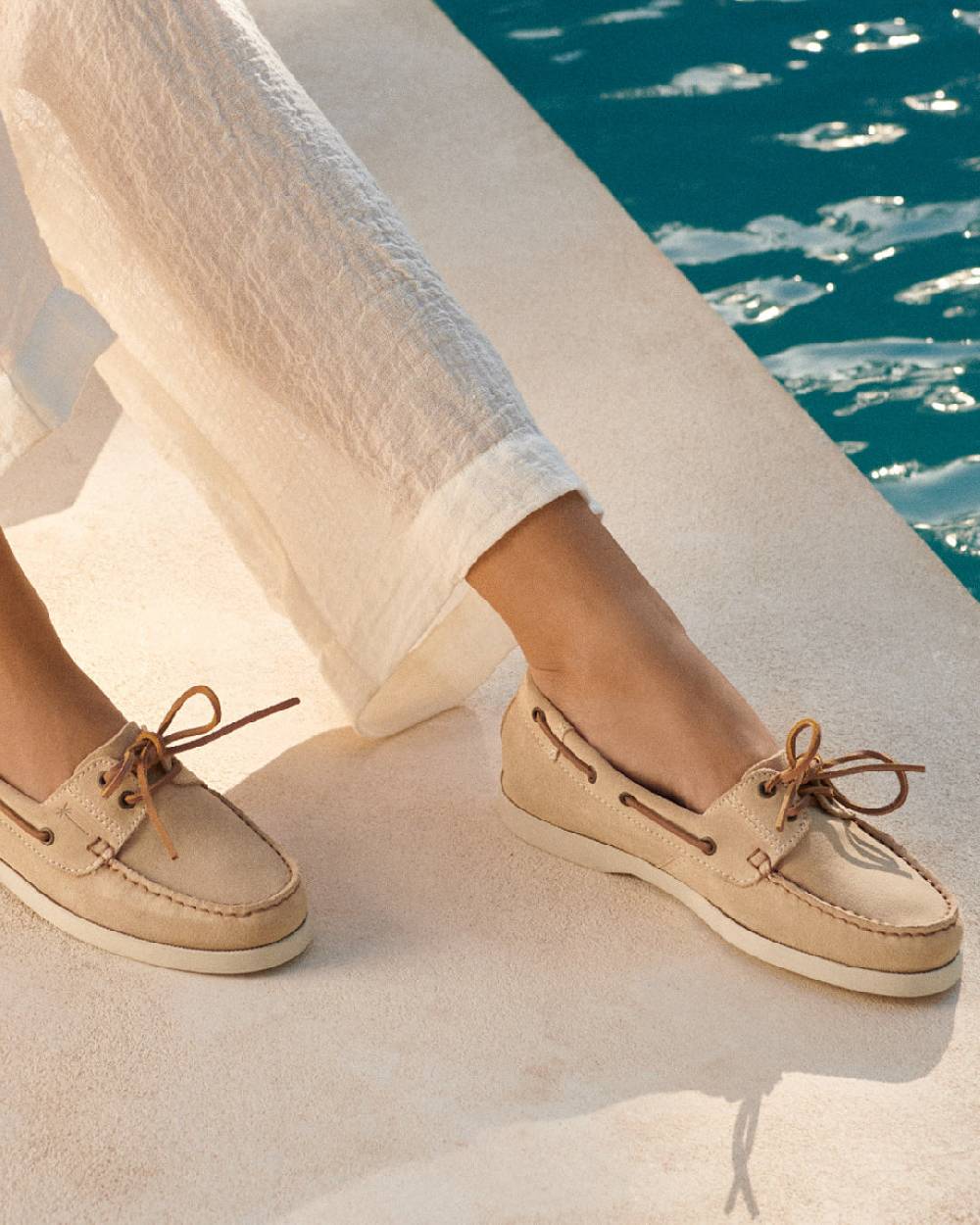 Manebí Suede Boat-Shoes - Hamptons Champagne Beige