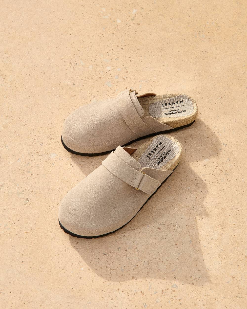 Manebí Suede Clog - Mules Champagne Beige