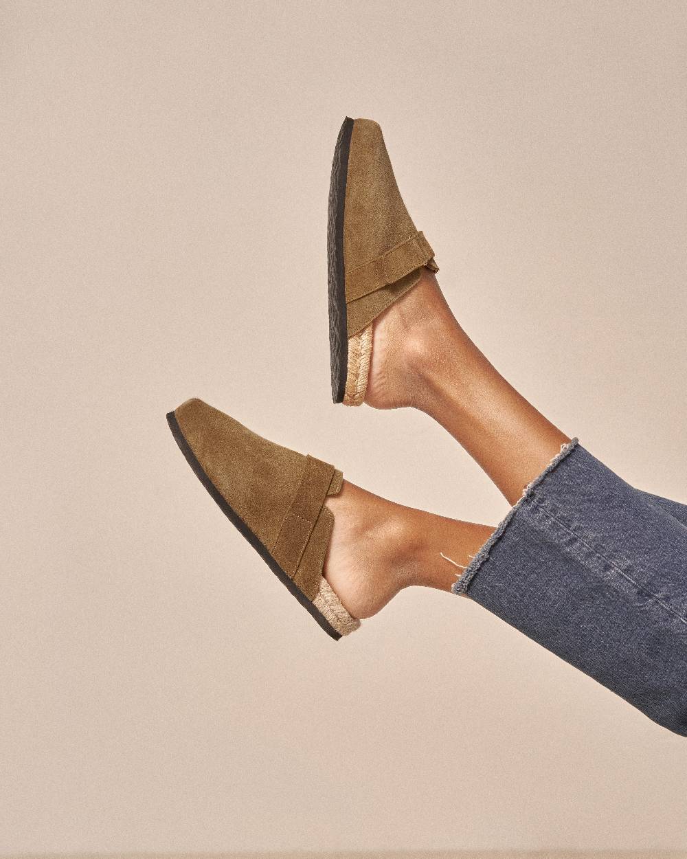 Manebí Suede Clog Mules - Hamptons Kaki Green