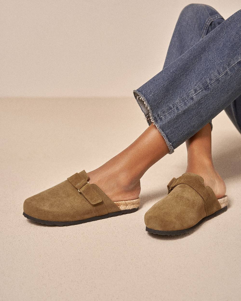 Manebí Suede Clog Mules - Hamptons Kaki Green
