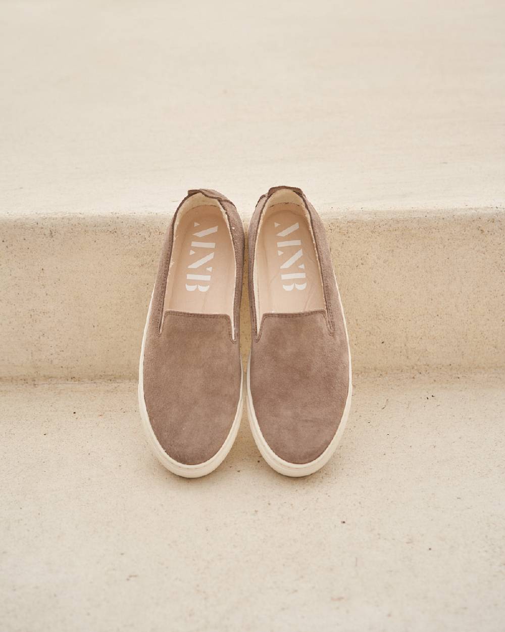 Manebí Suede Slip-On - Hamptons Coco Brown
