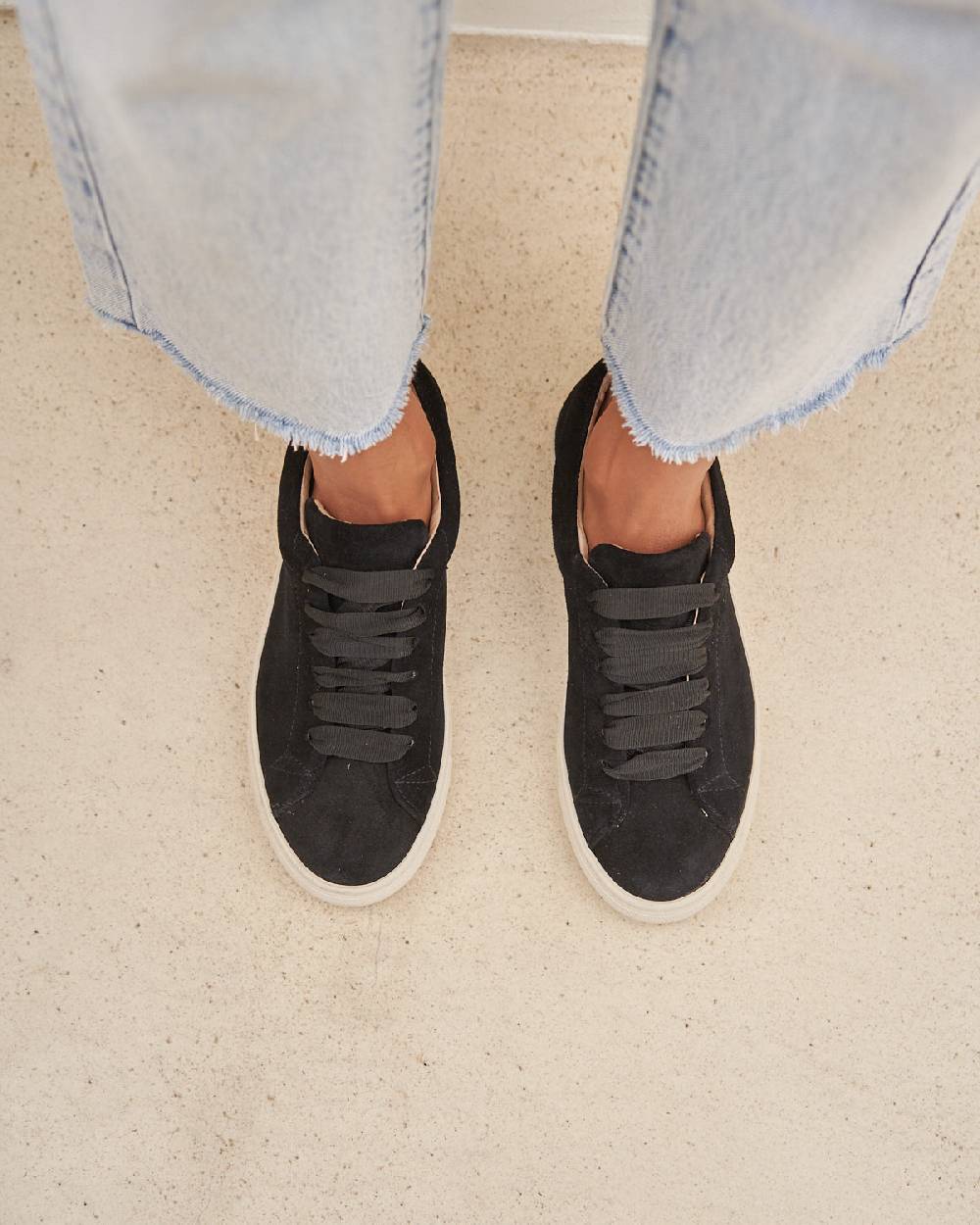 Manebí Suede Sneakers - Hamptons Black