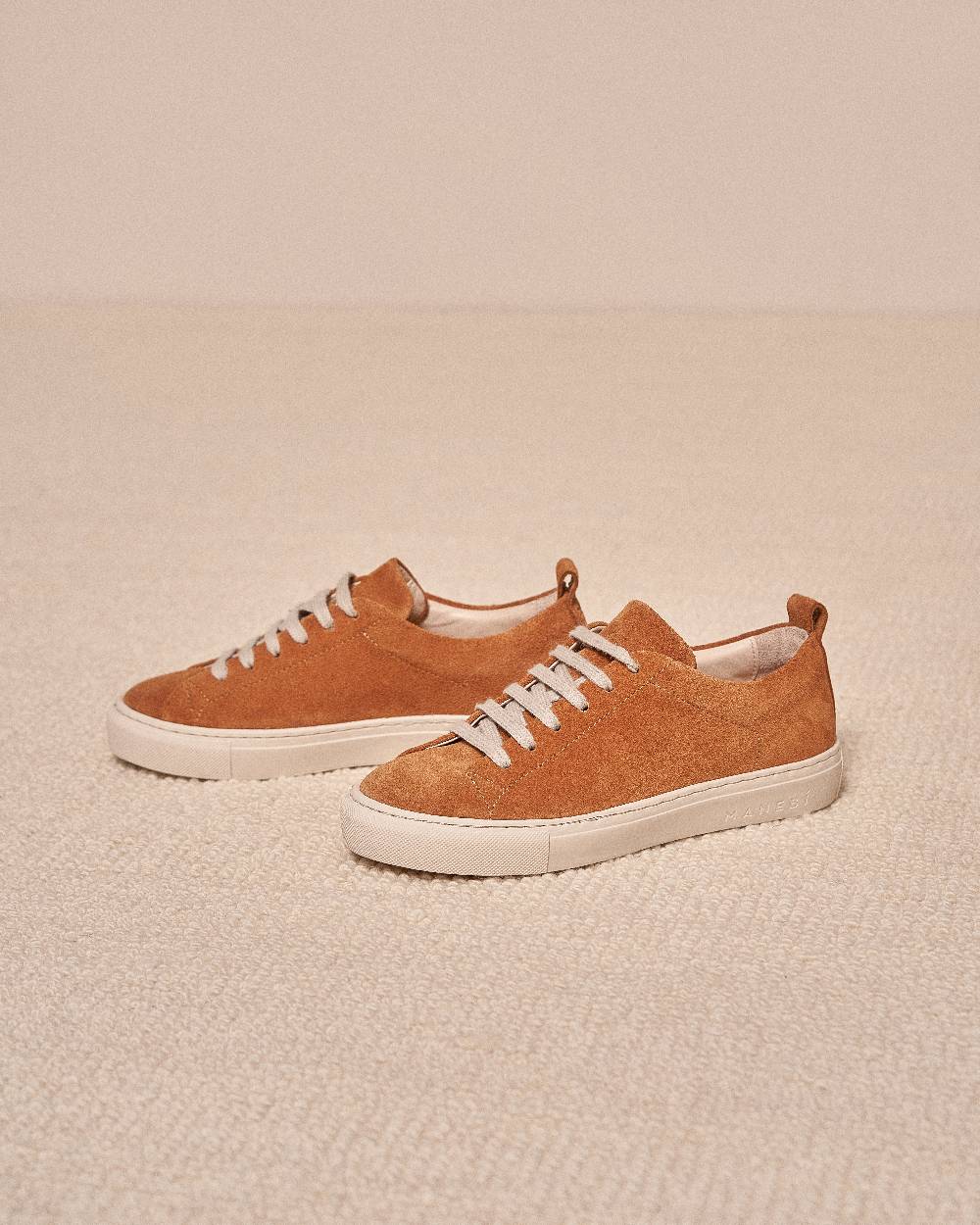 Manebí Suede Sneakers - Hamptons Cuero