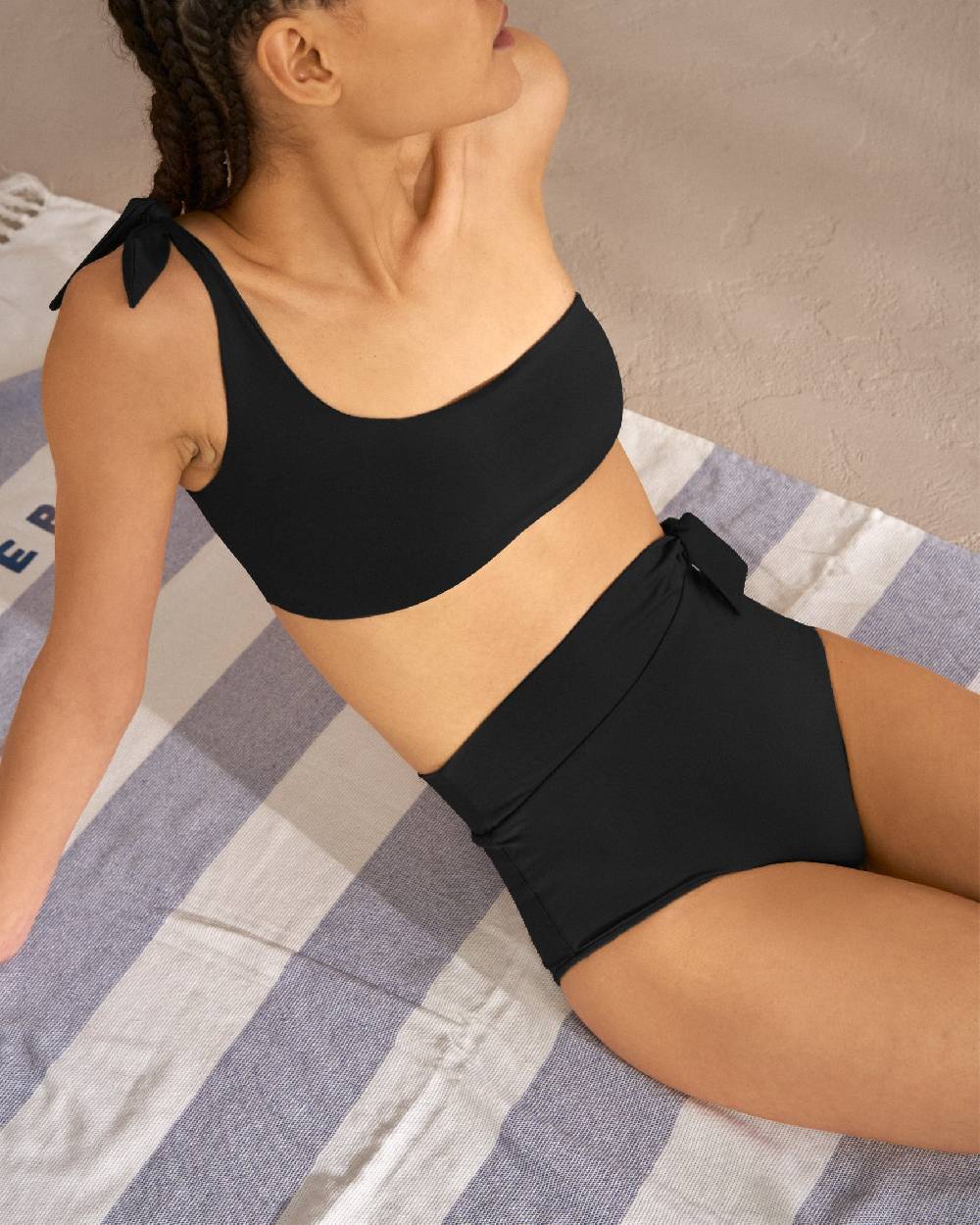Manebí Tie One Shoulder Bikini - Black