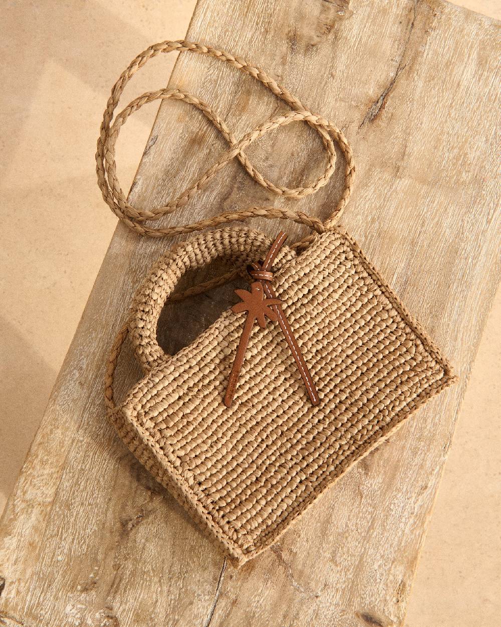Manebí Natural Raffia Sunset Bag Mini - Palm Leather Tag - Tan