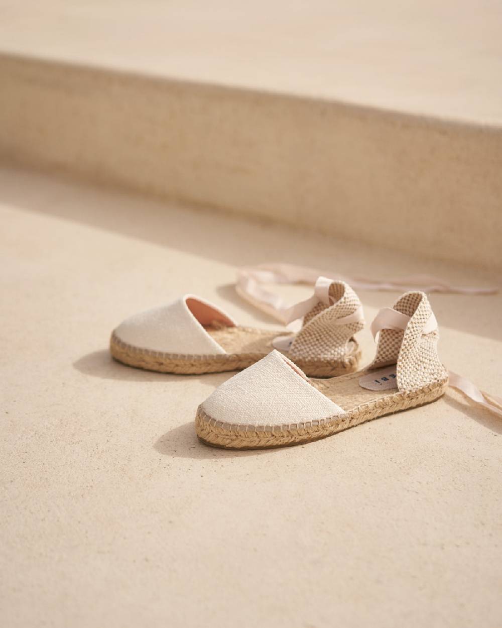 Manebí Organic Hemp Flat Valenciana Espadrilles - La Havana White