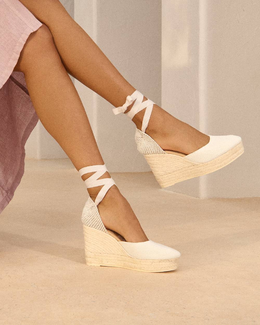 Manebí Organic Hemp Wedge Espadrilles - La Havana White