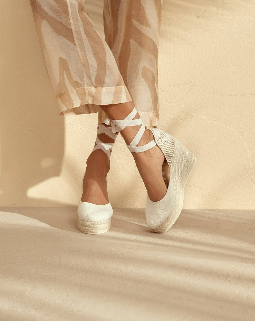 Manebí Organic Hemp Wedge Espadrilles - La Havana White