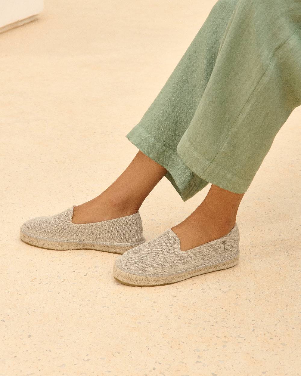 Manebí Organic Linen Flat Espadrilles - La Havana Natural