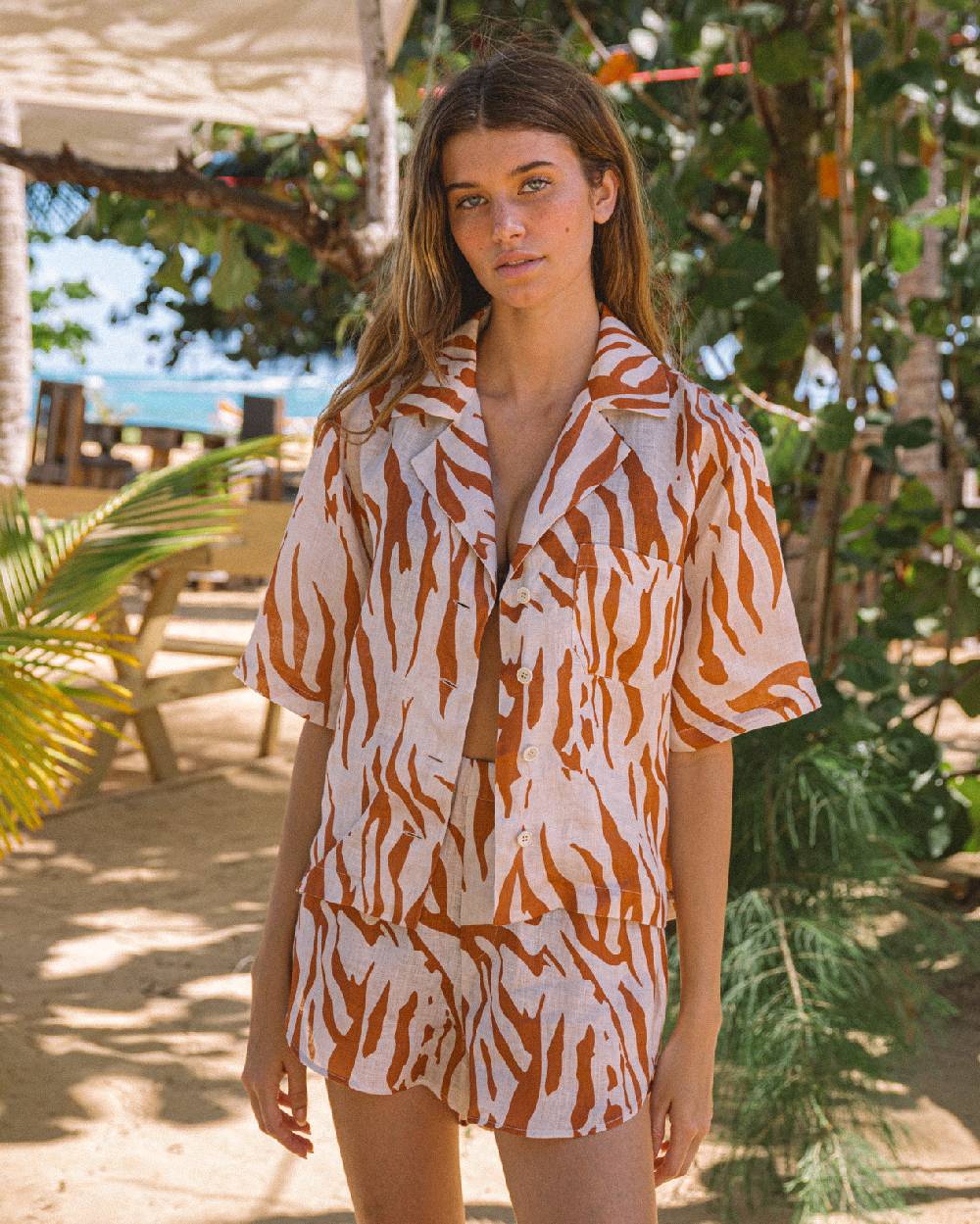 Manebí Printed Linen|Bogotà Shorts - Eggnog \u0026 Orange Rust Zebra
