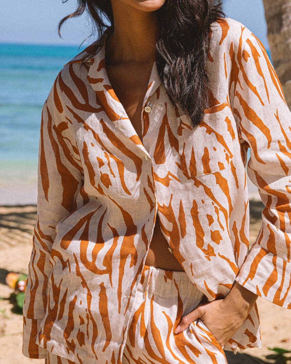 Manebí Printed Linen Natal Shirt - Eggnog \u0026 Orange Rust Zebra