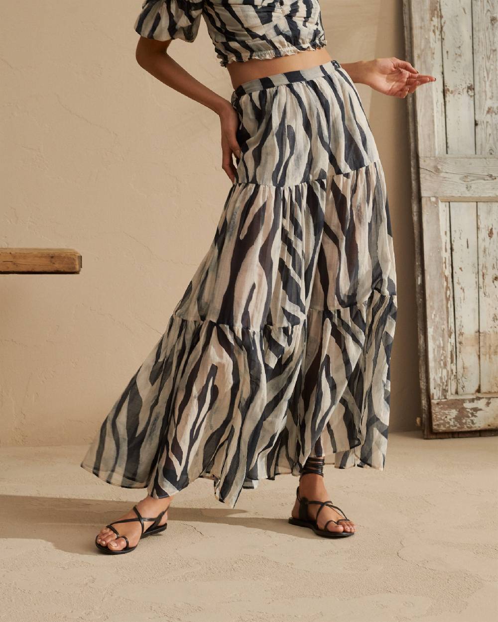 Manebí Printed Silk Cotton Cotton|Voile Recife Skirt - With Ruffles Black Off White Maxi Zebra
