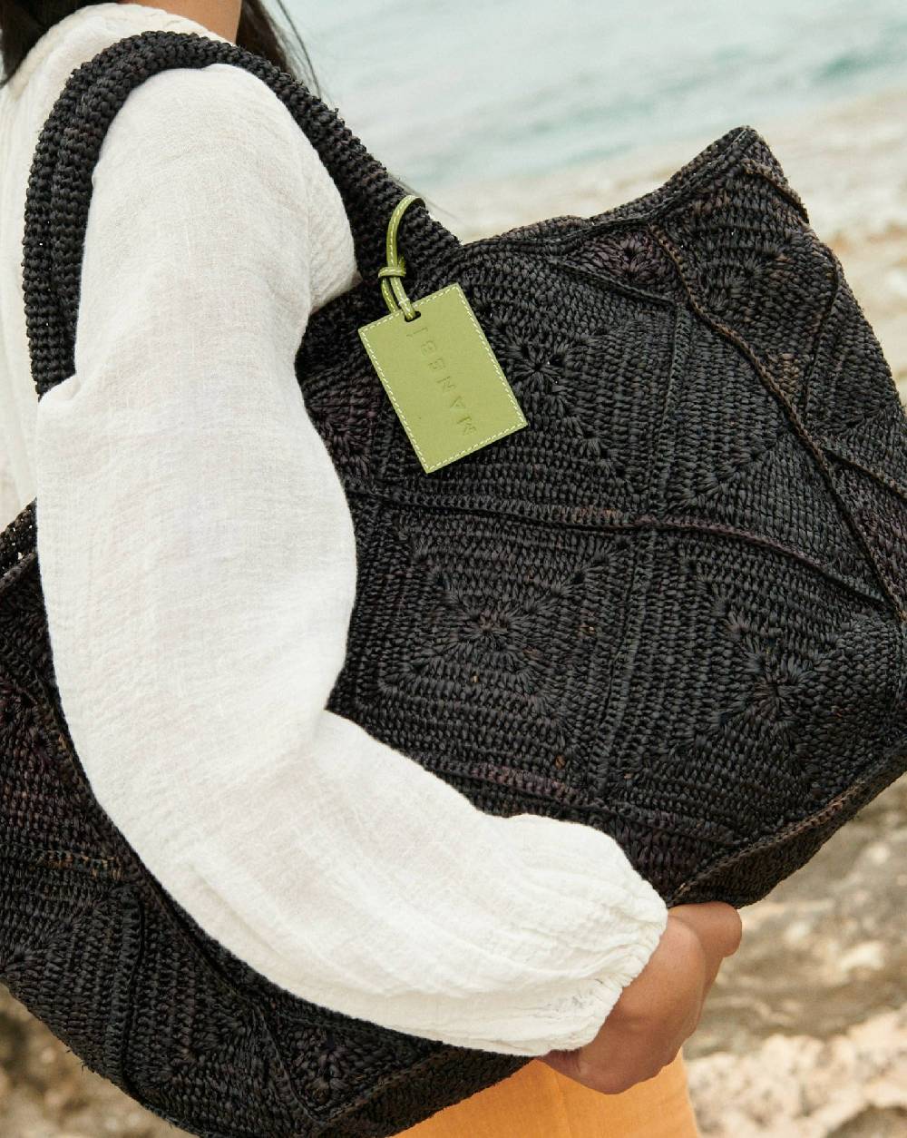 Manebí Raffia Crochet Sunset Bag Large - Leather Tag Black