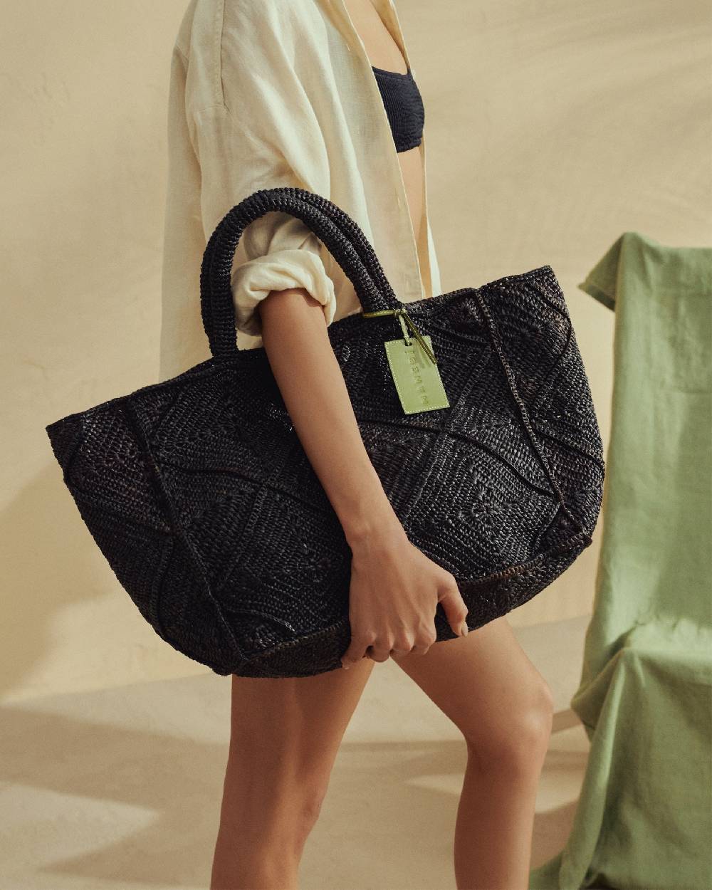 Manebí Raffia Crochet Sunset Bag Large - Leather Tag Black