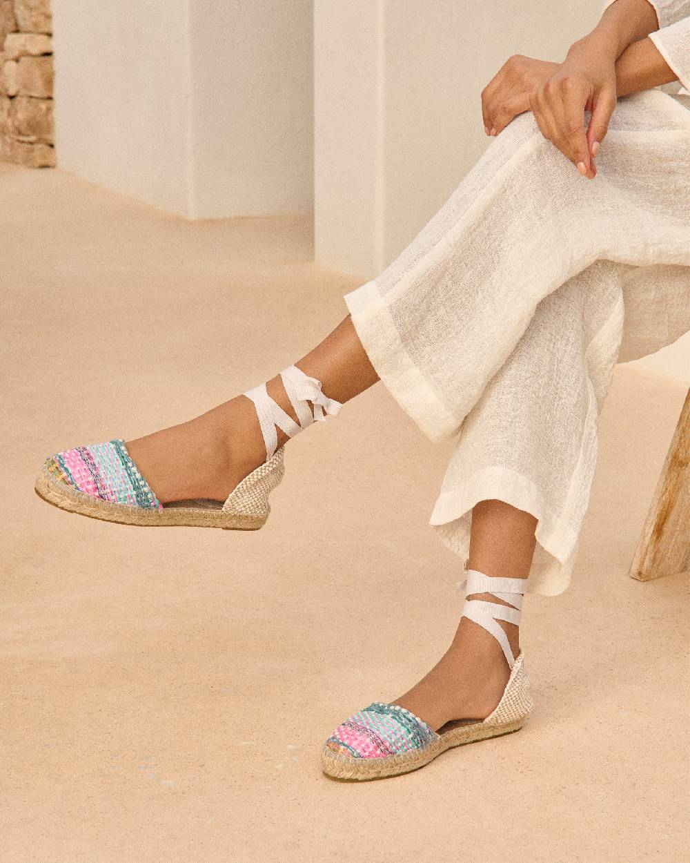 Manebí Raffia Flat Valenciana Espadrilles - Acapulco Fucsia Blue Mix