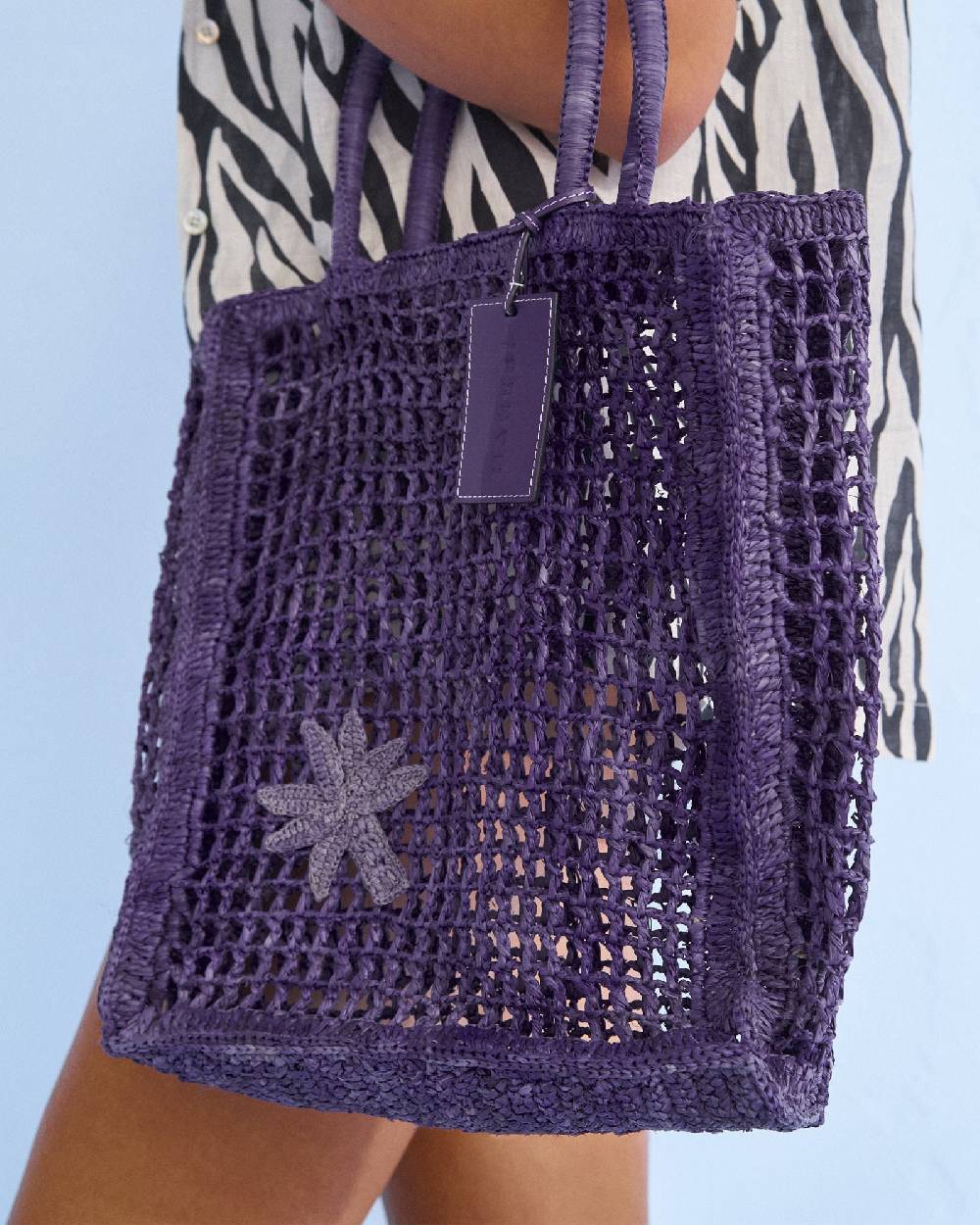 Manebí Raffia Net Bag - Purple Leather Tag Summer Purple With Palm