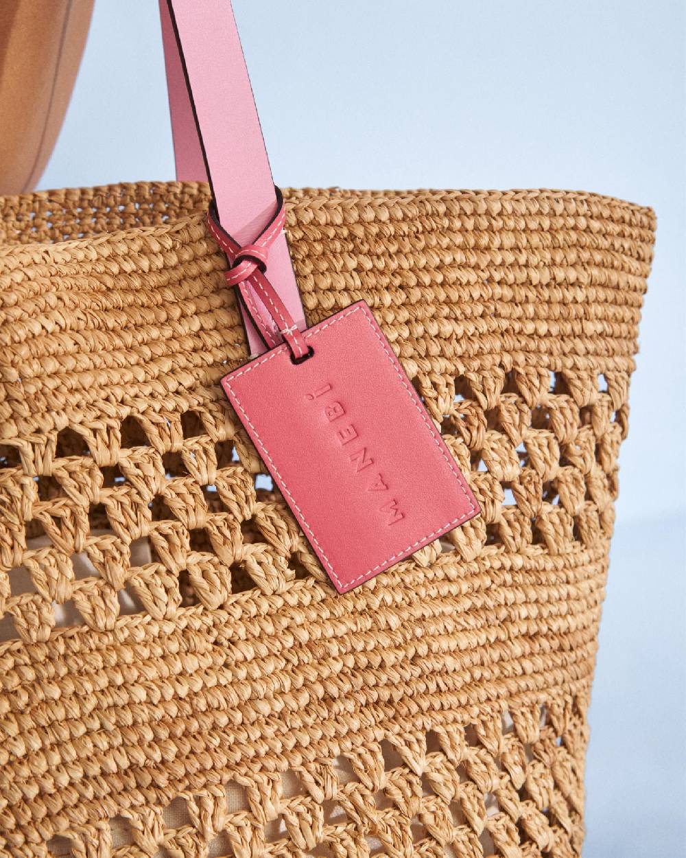 Manebí Raffia Weaving Basket Bag - Fuchsia Leather Tag Tan