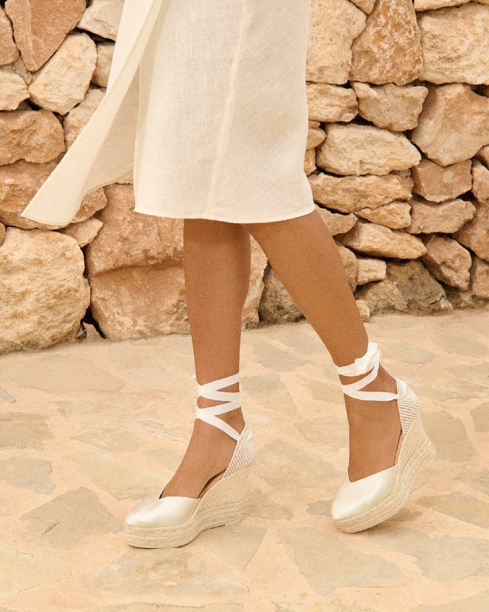 Manebí Satin Heart-Shaped Wedge Espadrilles - Love White