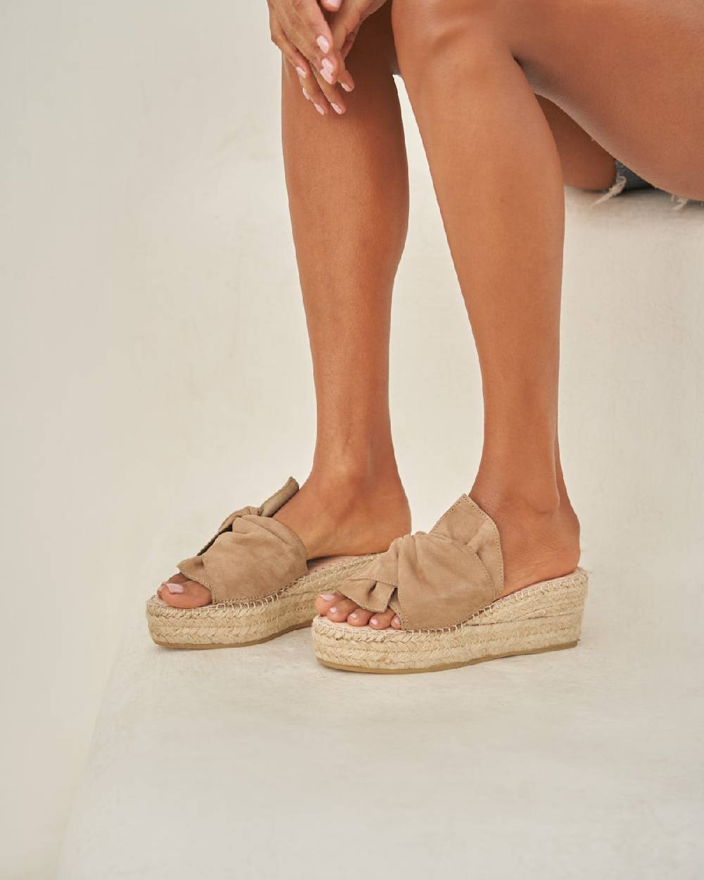 Manebí Soft Suede Platforms With Knot - Hamptons Vintage Taupe